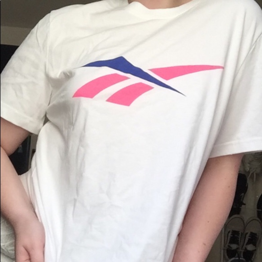 VINTAGE Reebok pink/purple&word Design